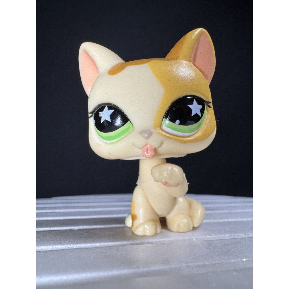 Littlest Pet Shop Authentic LPS Sassiest Cat #832 Cream Green Eyes 2008 Hasbro - Picture 3 of 8